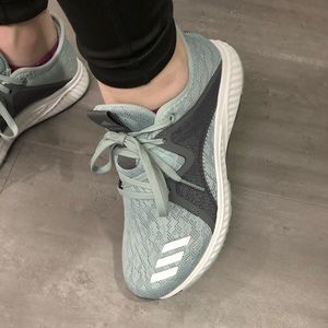 adidas Edge Lux size 7